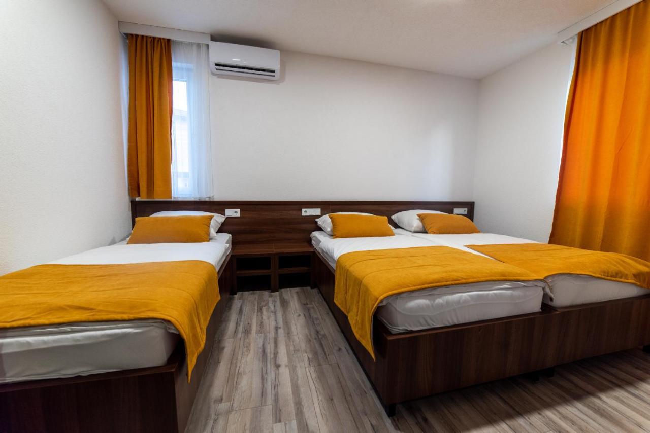 Apartments And Rooms Villa Majestic Bihać Εξωτερικό φωτογραφία