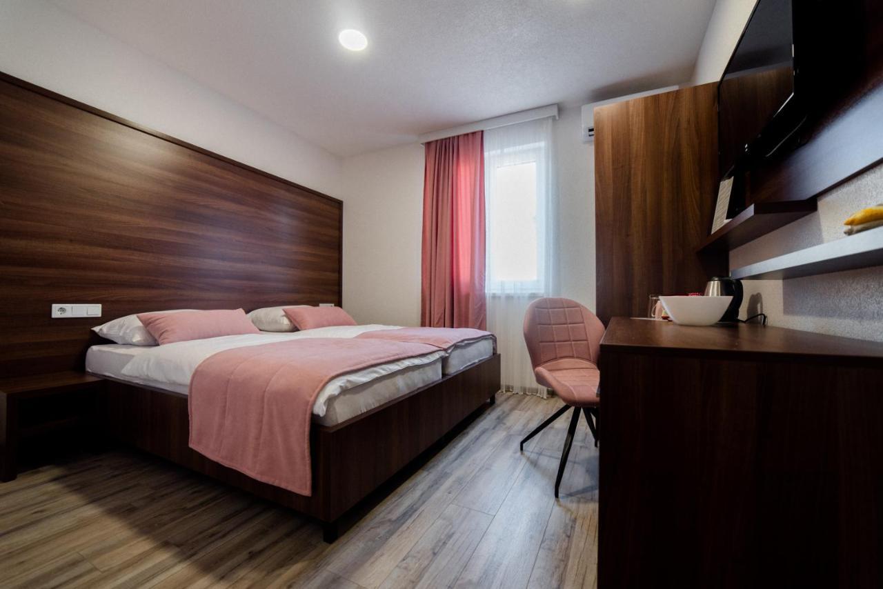 Apartments And Rooms Villa Majestic Bihać Εξωτερικό φωτογραφία